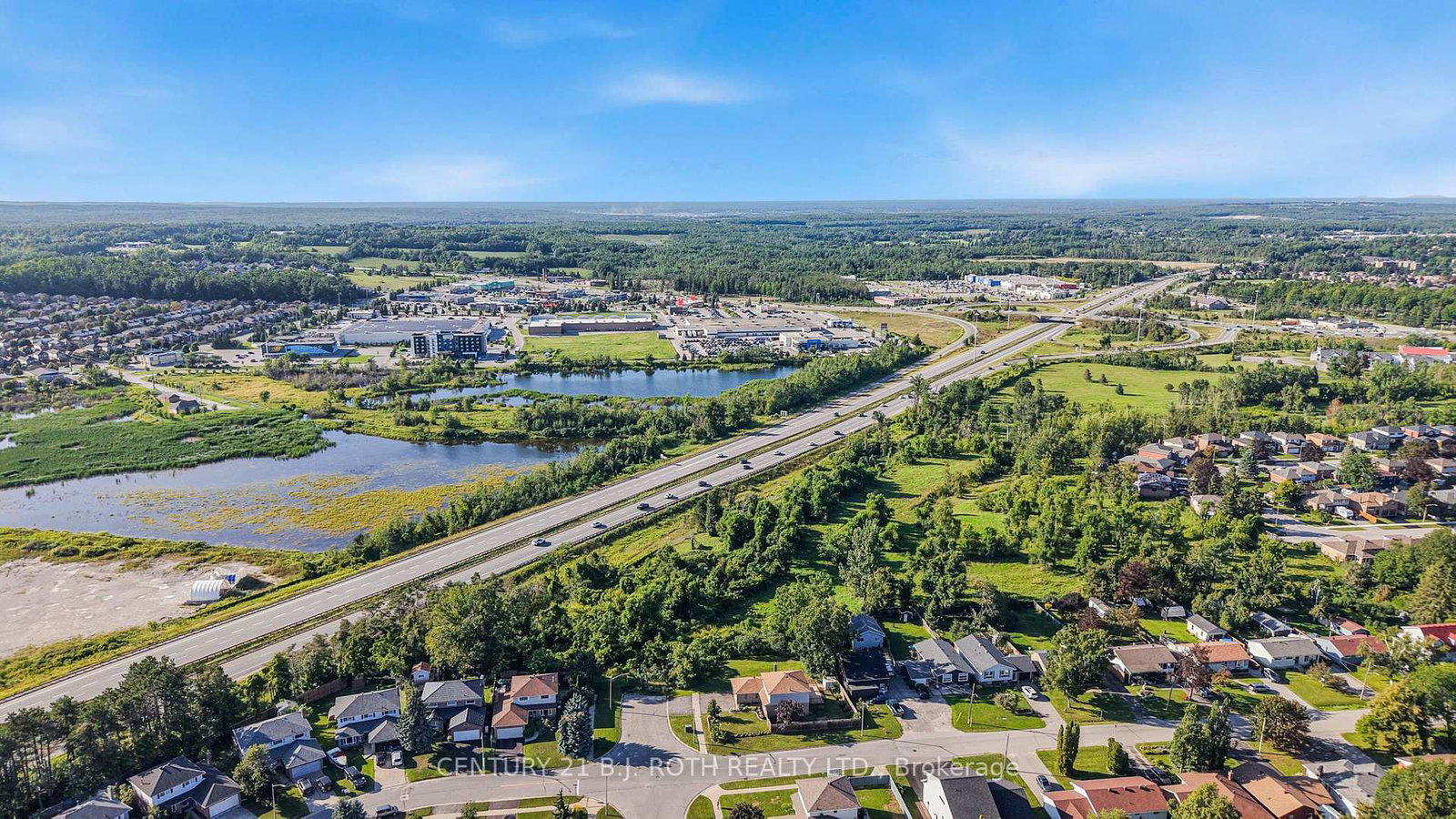 104 WOODSIDE Drive • Orillia, ON photo 44
