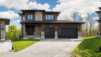 Detached House for sale at 14 Dixon Court, Barrie, Ontario, L4N 7H1 - Painswick North - MLS: S13702140