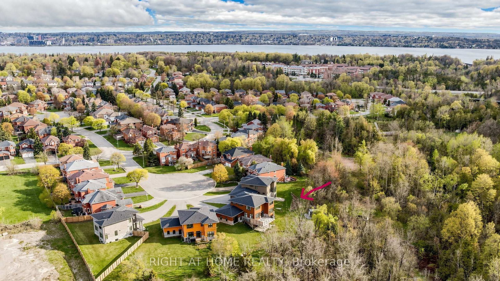 14 Dixon Court • Barrie, ON photo 50