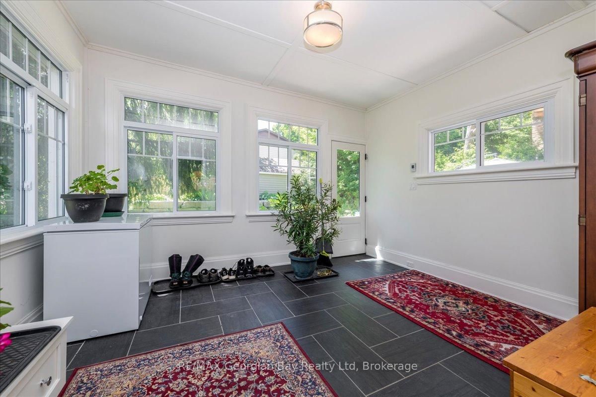 238 Sixth Street • Midland, ON photo 16