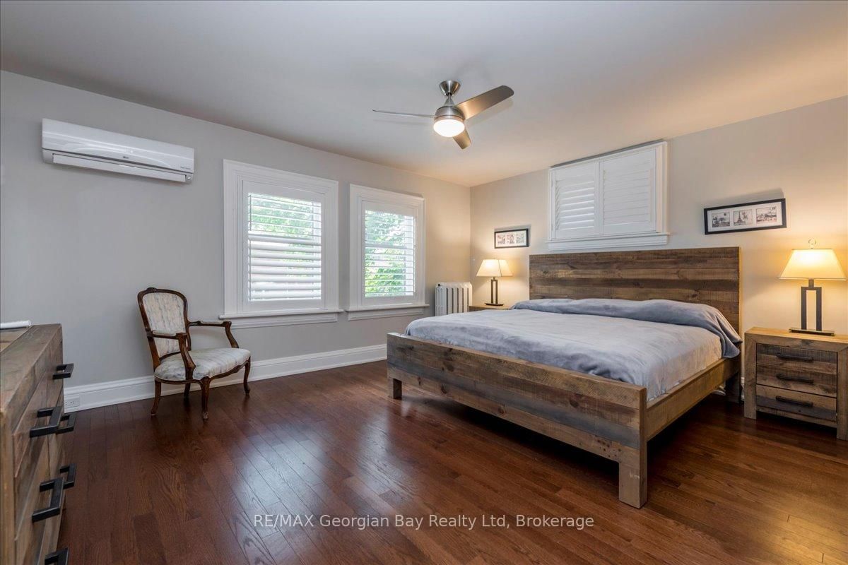 238 Sixth Street • Midland, ON photo 19