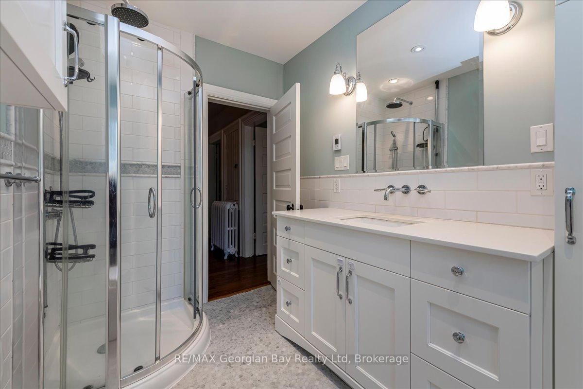 238 Sixth Street • Midland, ON photo 21