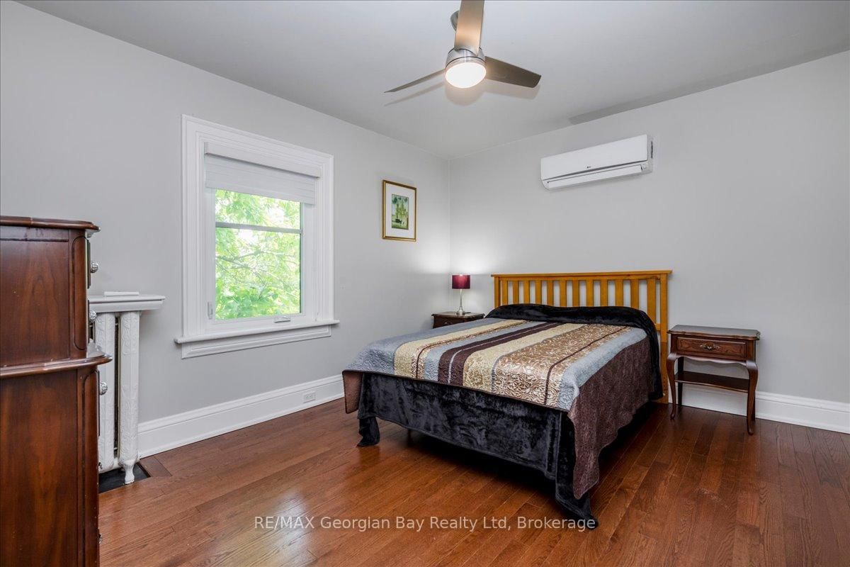 238 Sixth Street • Midland, ON photo 23
