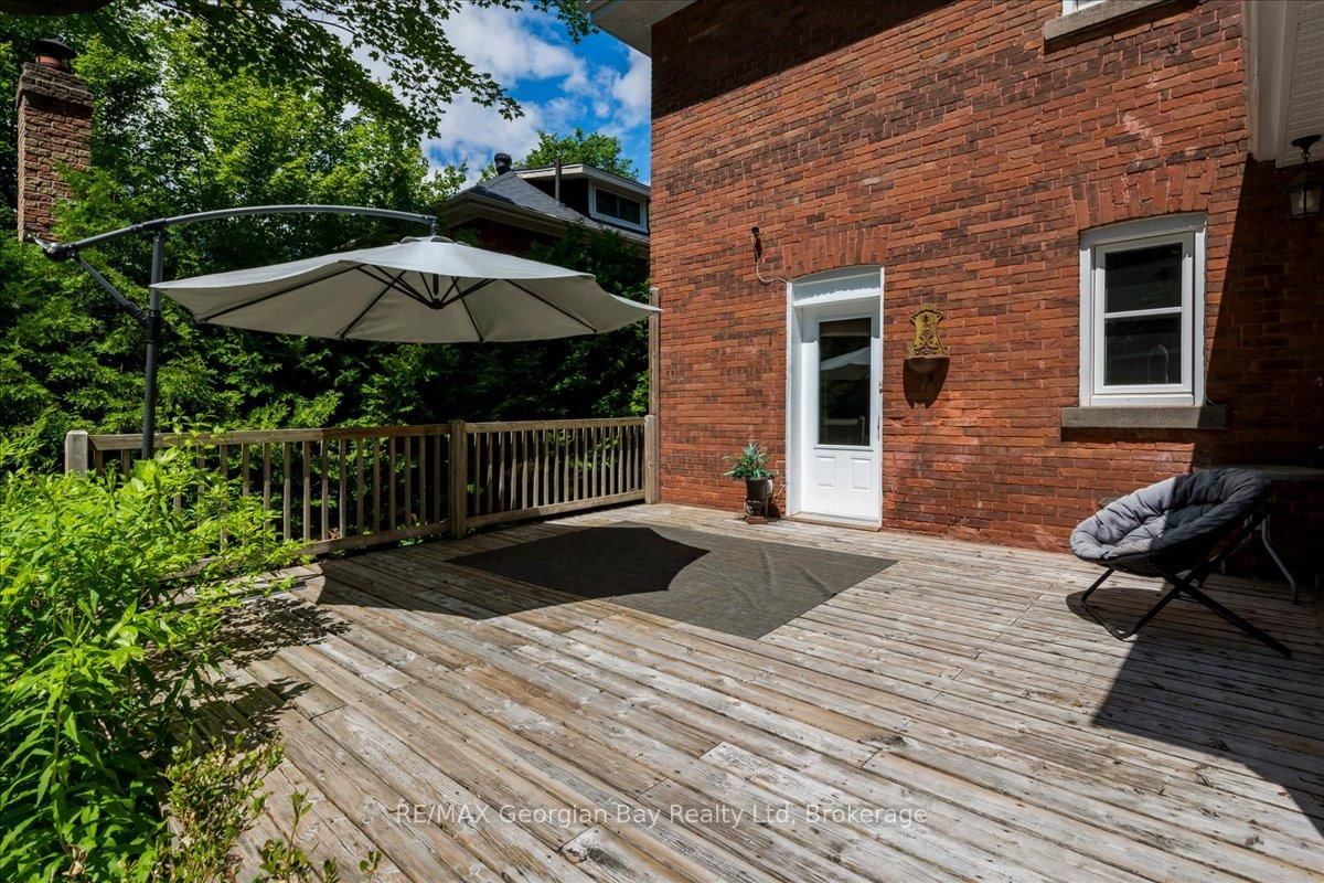 238 Sixth Street • Midland, ON photo 36