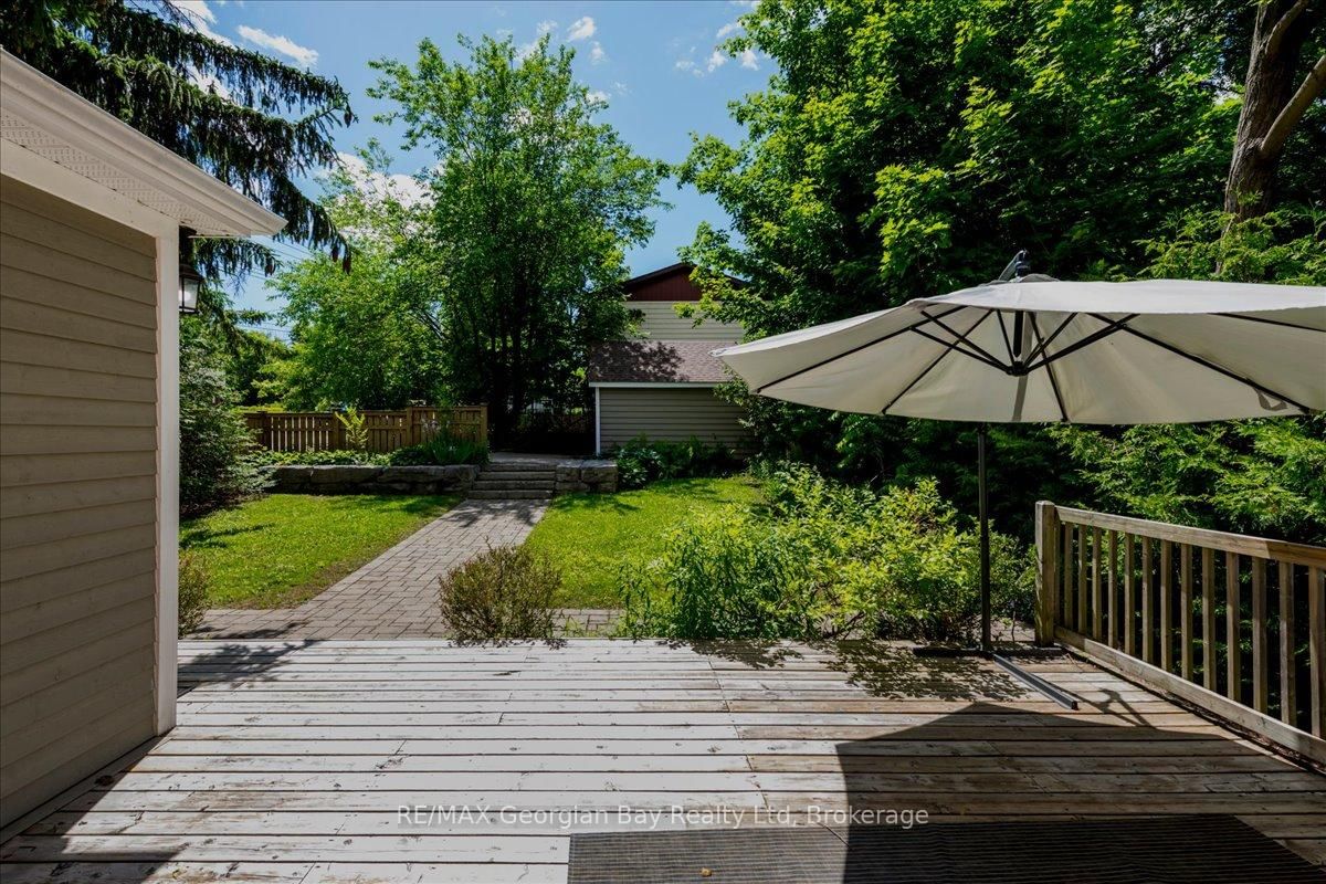 238 Sixth Street • Midland, ON photo 37