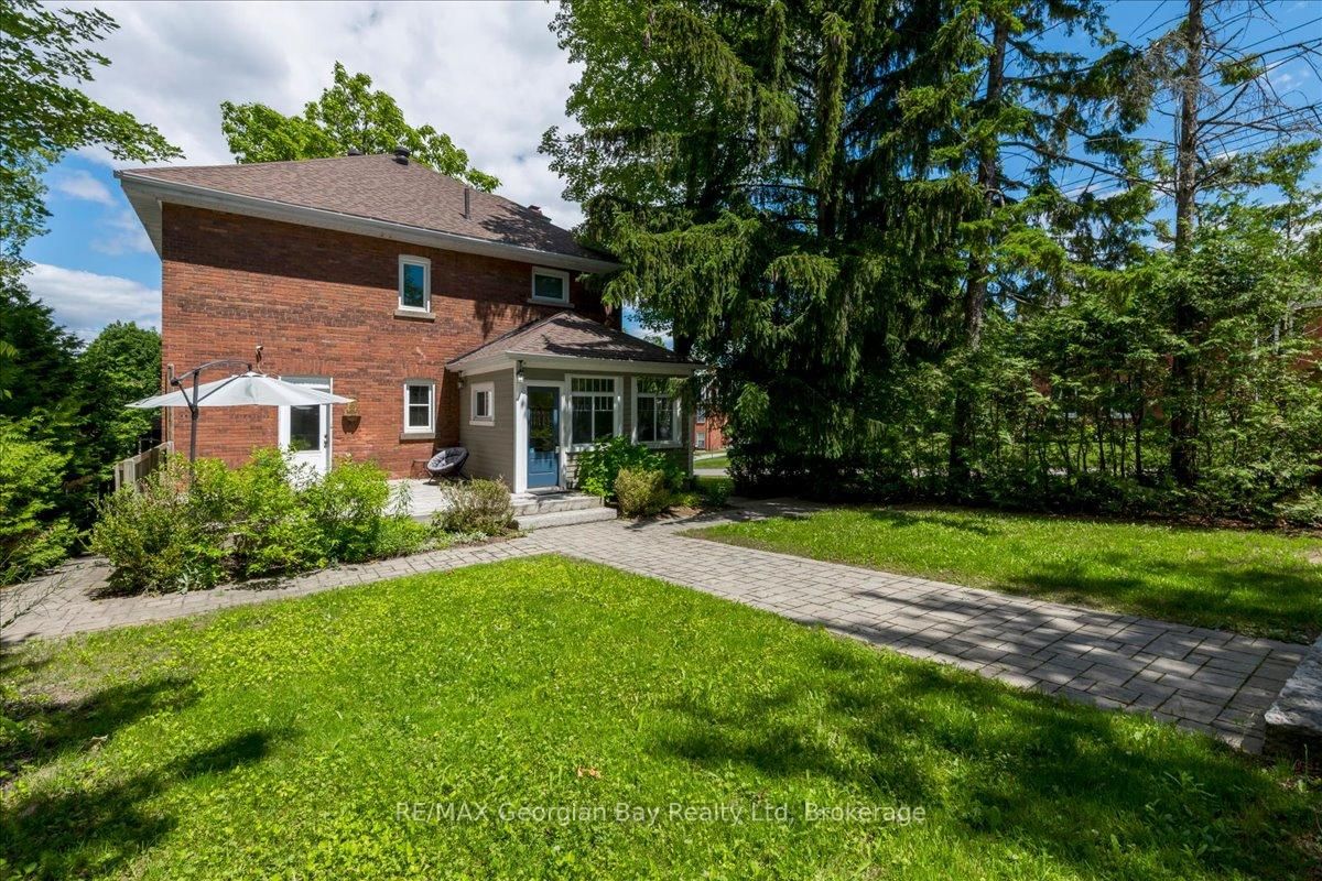 238 Sixth Street • Midland, ON photo 39