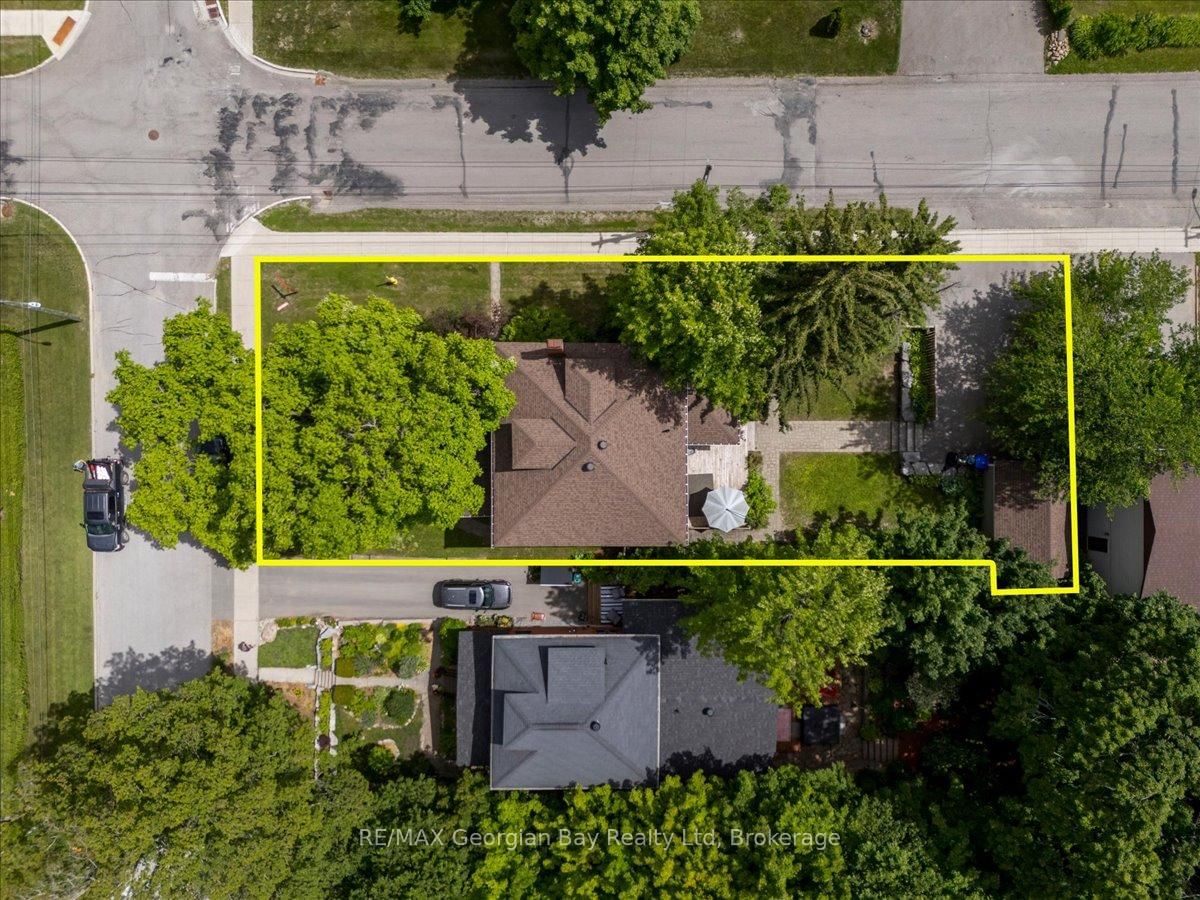238 Sixth Street • Midland, ON photo 43