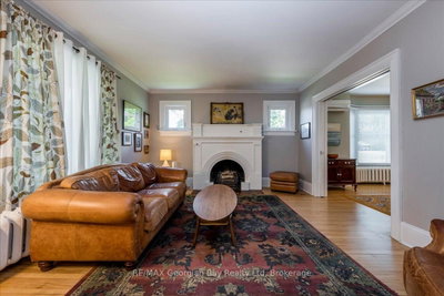 238 Sixth Street • Midland, ON photo 6