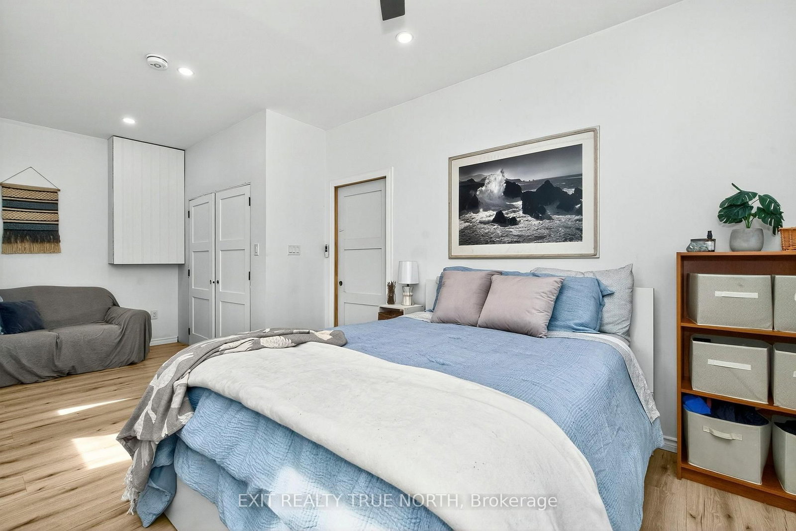19 Vics Road • Midland, ON photo 11