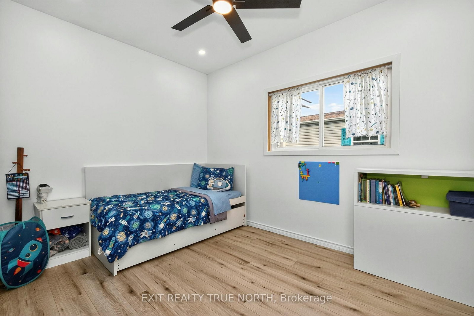 19 Vics Road • Midland, ON photo 12