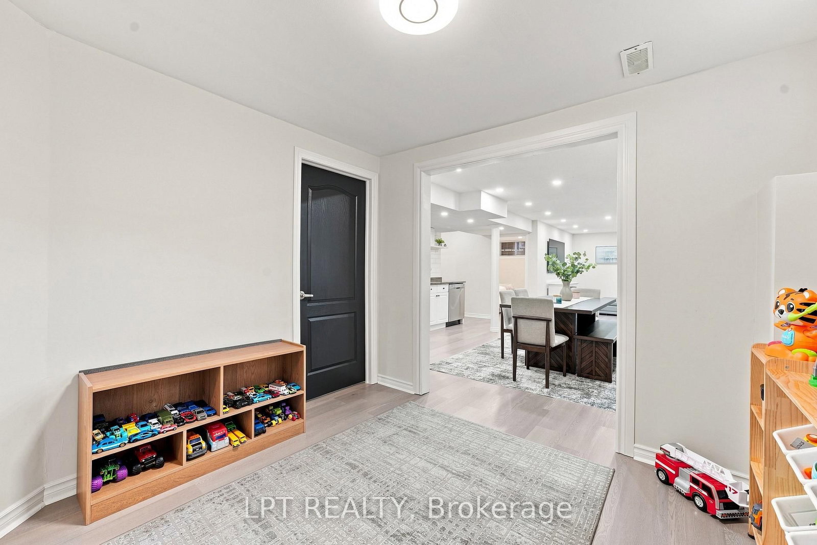 4 Lister Drive • Barrie, ON photo 21