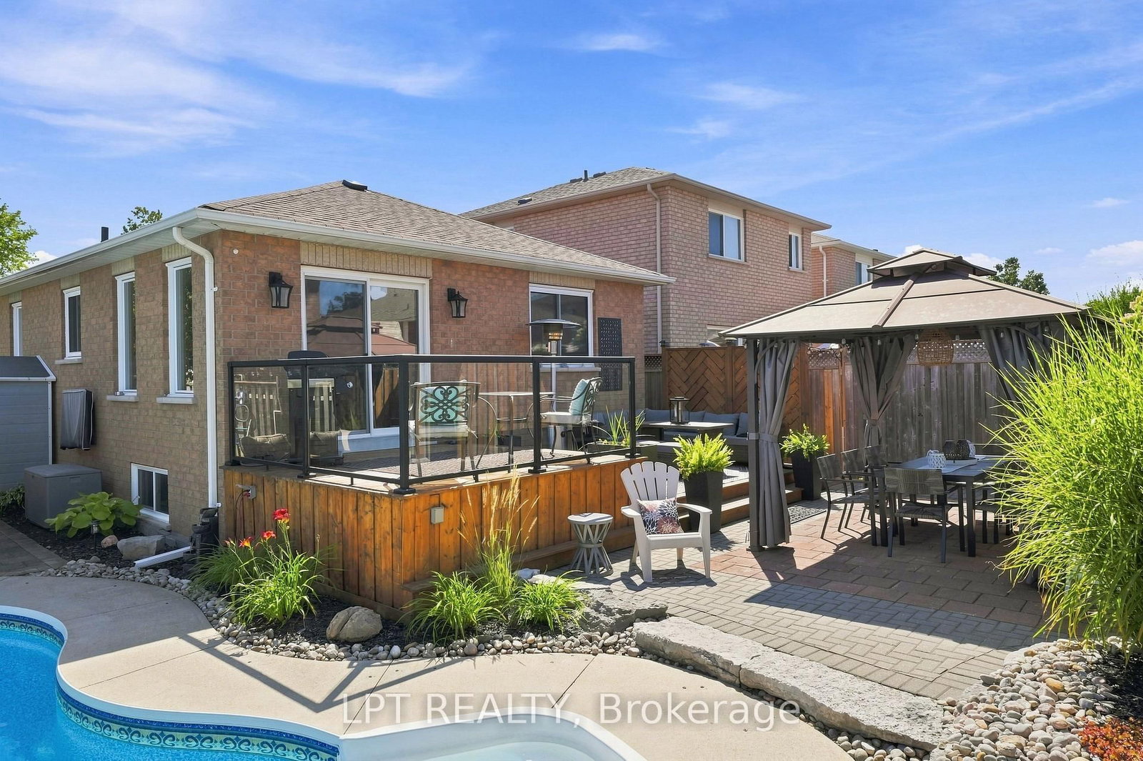4 Lister Drive • Barrie, ON photo 32