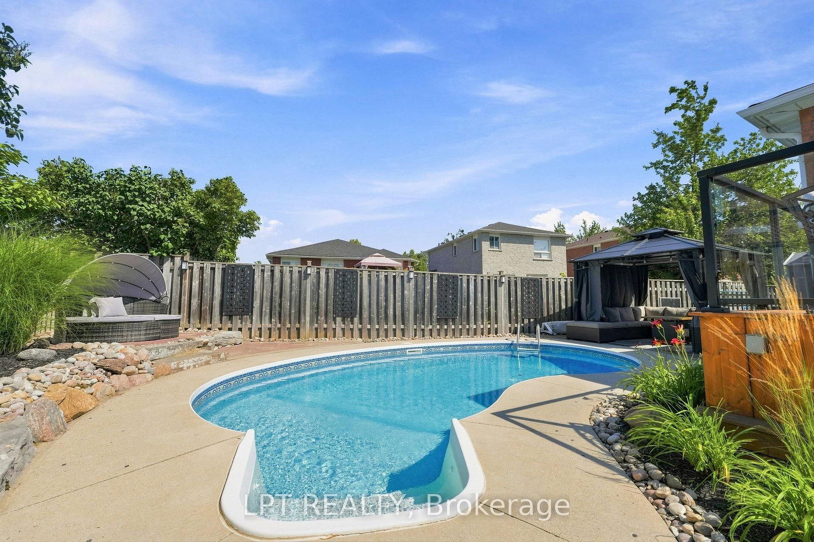 4 Lister Drive • Barrie, ON photo 34
