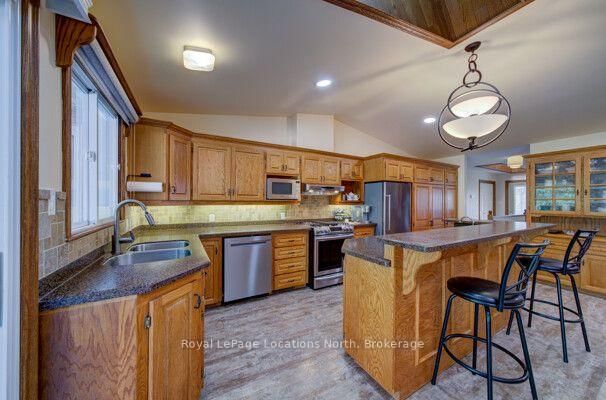 2225 Tiny Beaches Road S • Tiny, ON photo 29