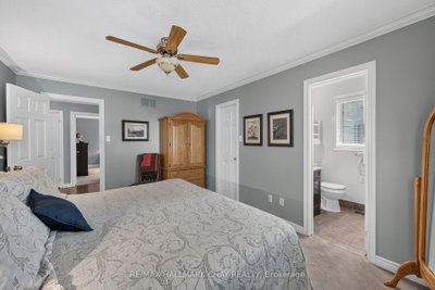 358 Livingstone Street W • Barrie, ON photo 7