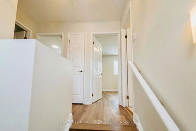 67 Livingstone Street W • Barrie, ON photo 8