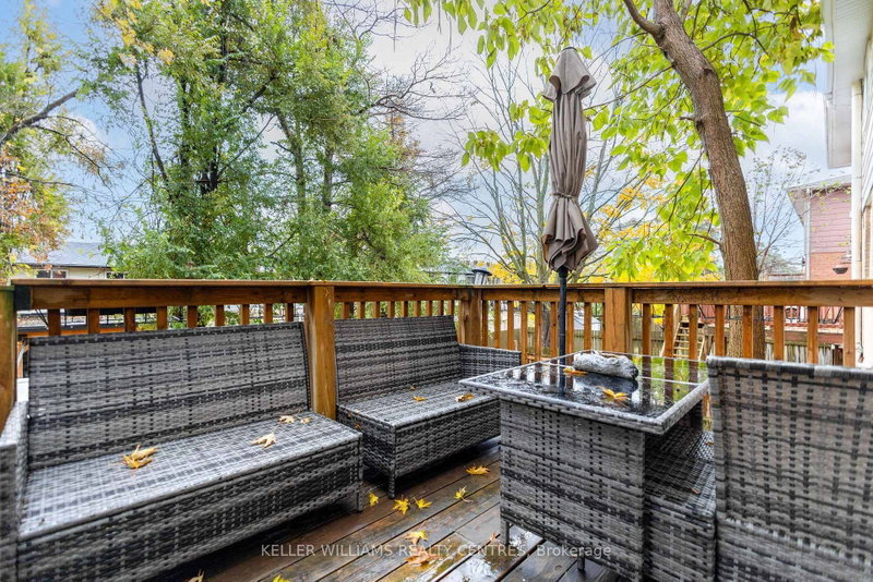 66 Chaucer Crescent