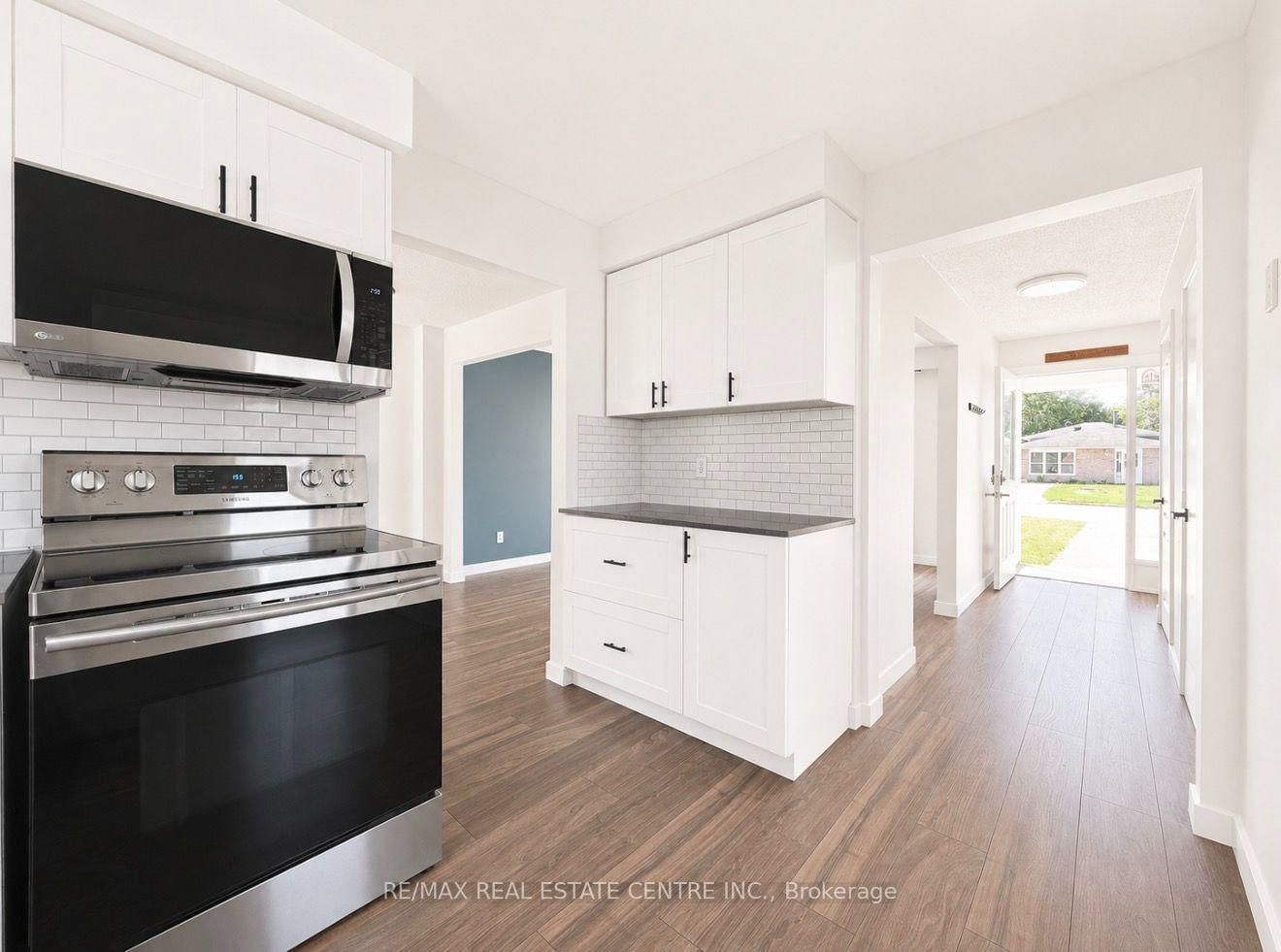 247 Eric Street • Clearview, ON photo 12