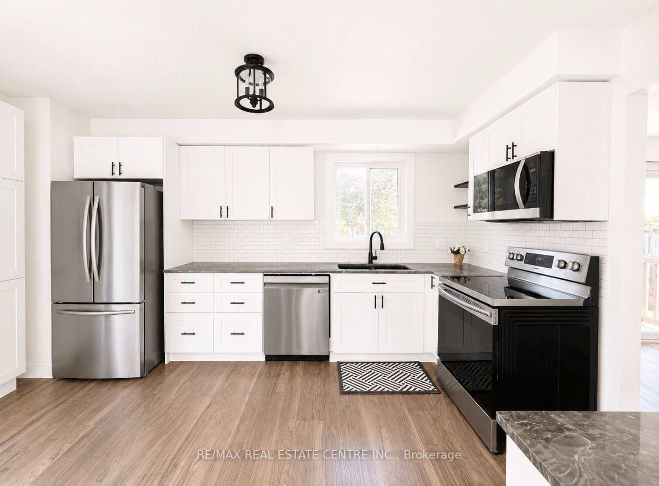 247 Eric Street • Clearview, ON photo 13