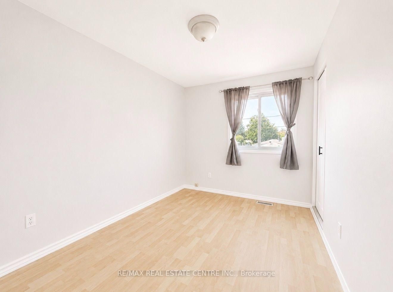 247 Eric Street • Clearview, ON photo 26
