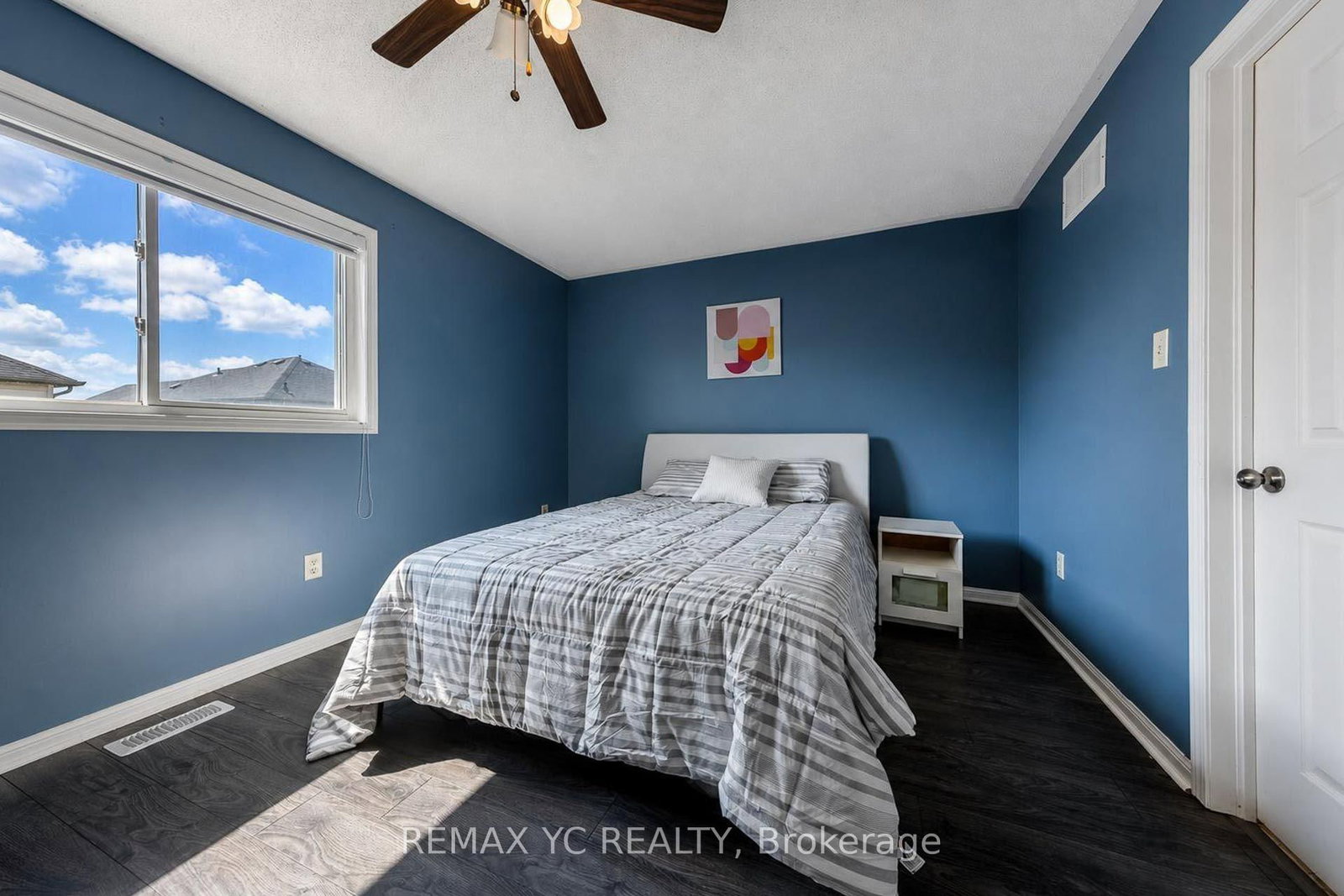 18 Coleman Drive • Barrie, ON photo 13