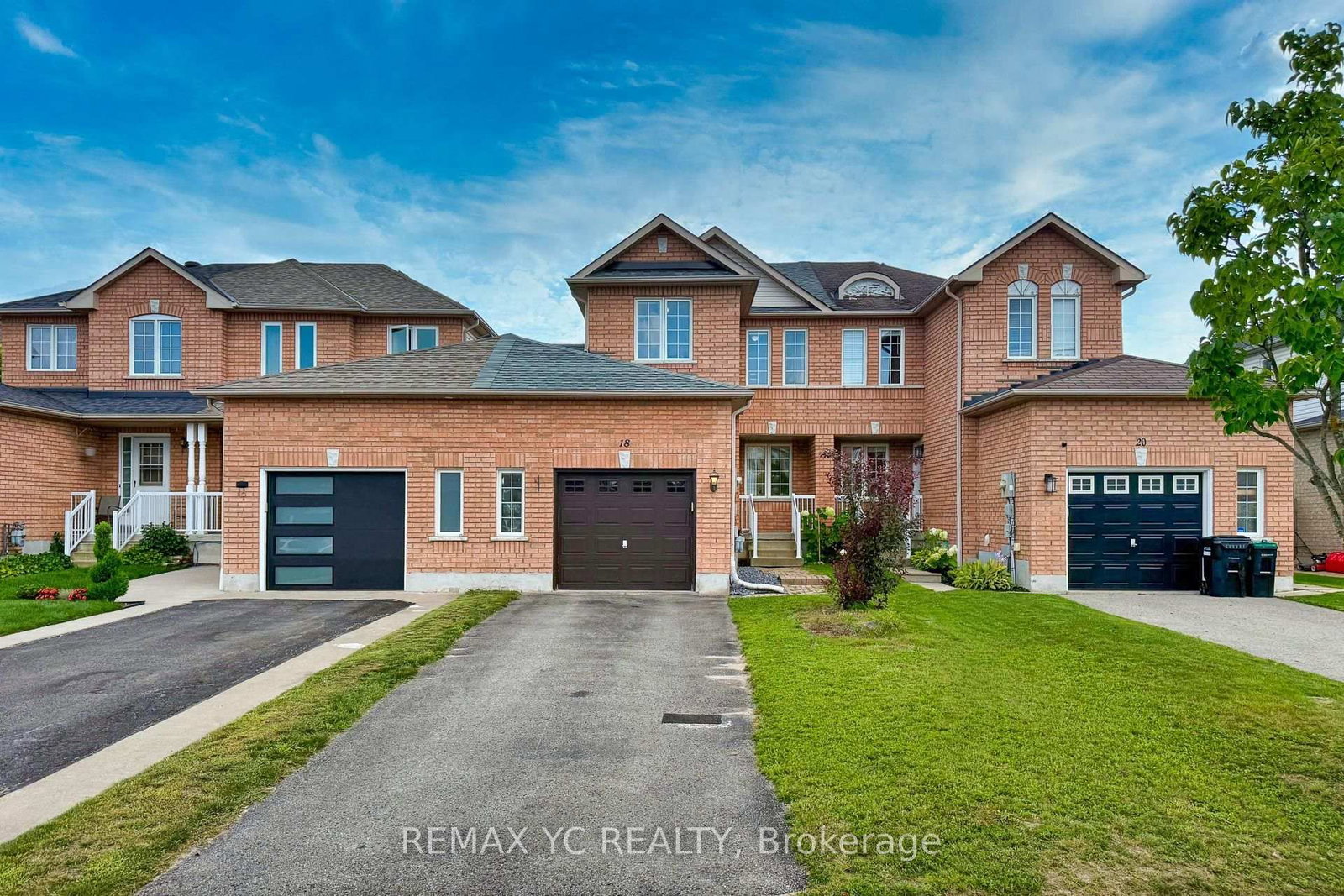 Townhouse for sale at 18 Coleman Drive, Barrie, Ontario, L4N 0R4 - Edgehill Drive - MLS: S13703128
