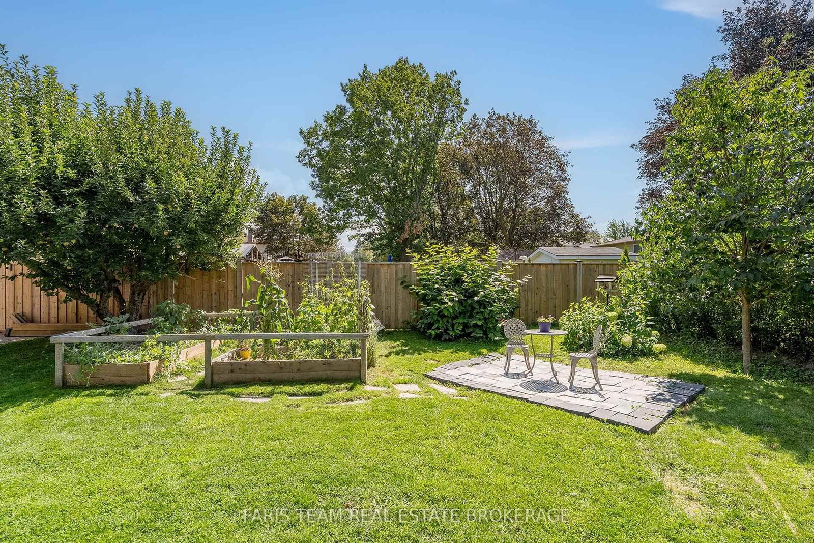 42 Briar Road • Barrie, ON photo 32