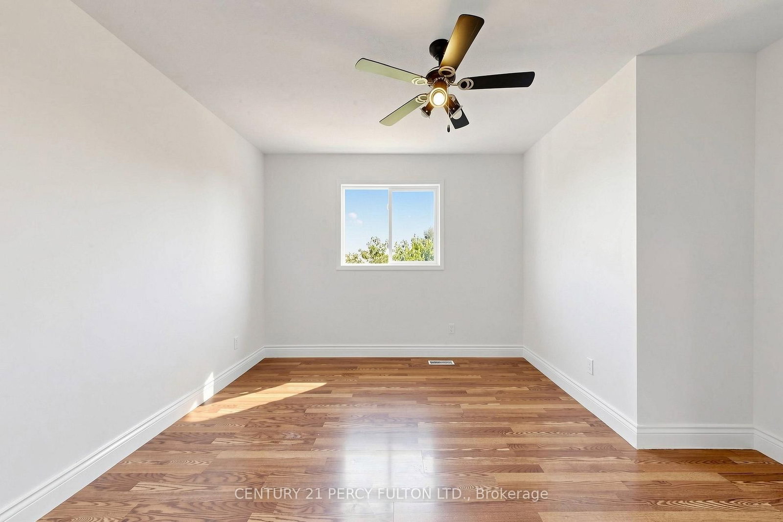 33 Churchland Drive • Barrie, ON photo 33