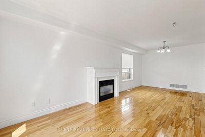 33 Churchland Drive • Barrie, ON photo 9