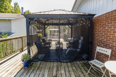 33 Grandview Road • Tay, ON photo 4