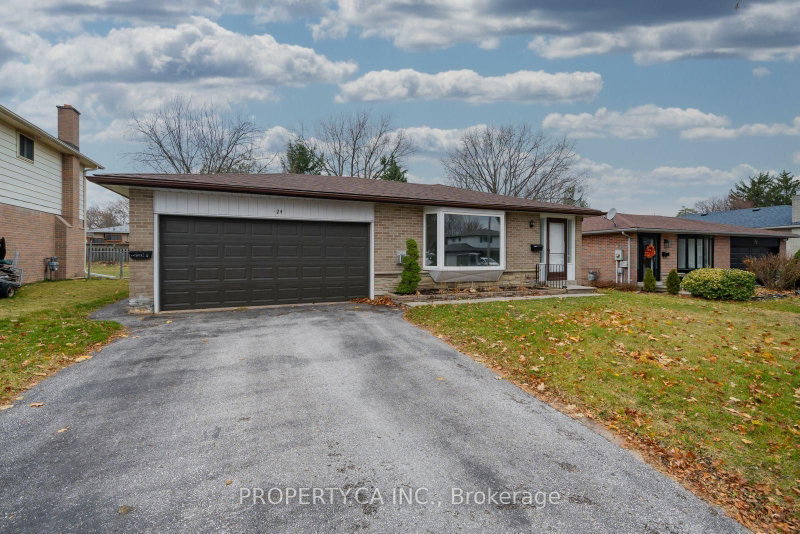 24 Thorncrest Road