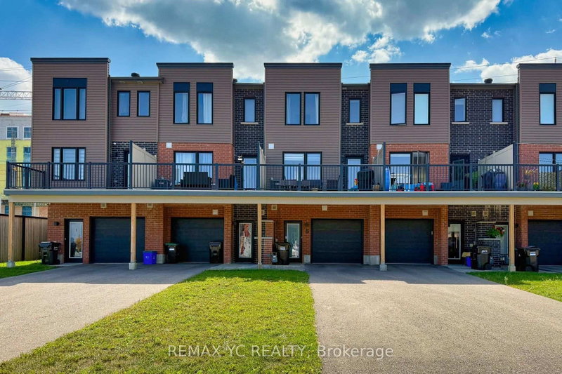 5 Fairlane Avenue