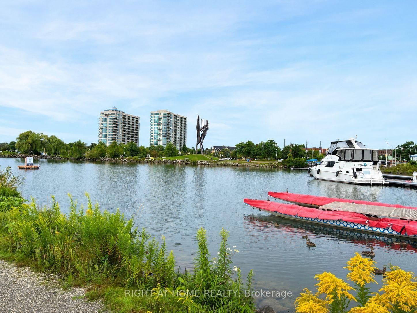 6 Toronto Street • #409 • Barrie, ON photo 1