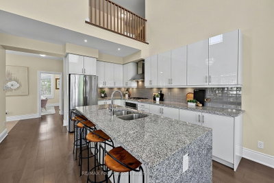 2 Shipyard Lane • Collingwood, ON photo 6