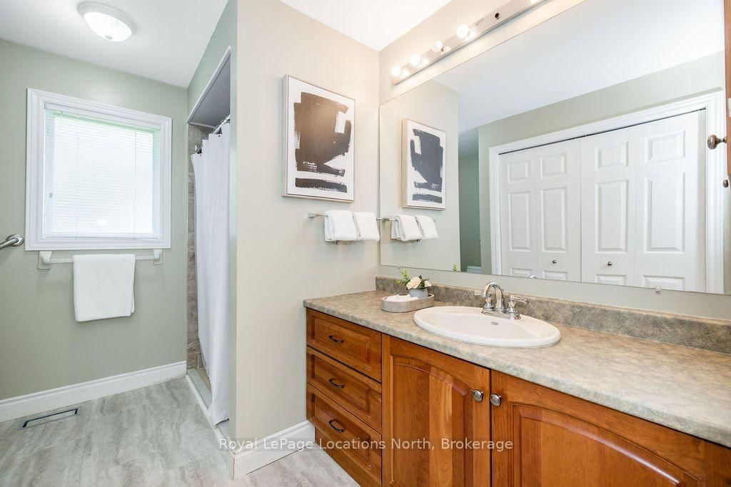 77 Pennsylvania Avenue • Wasaga Beach, ON photo 14