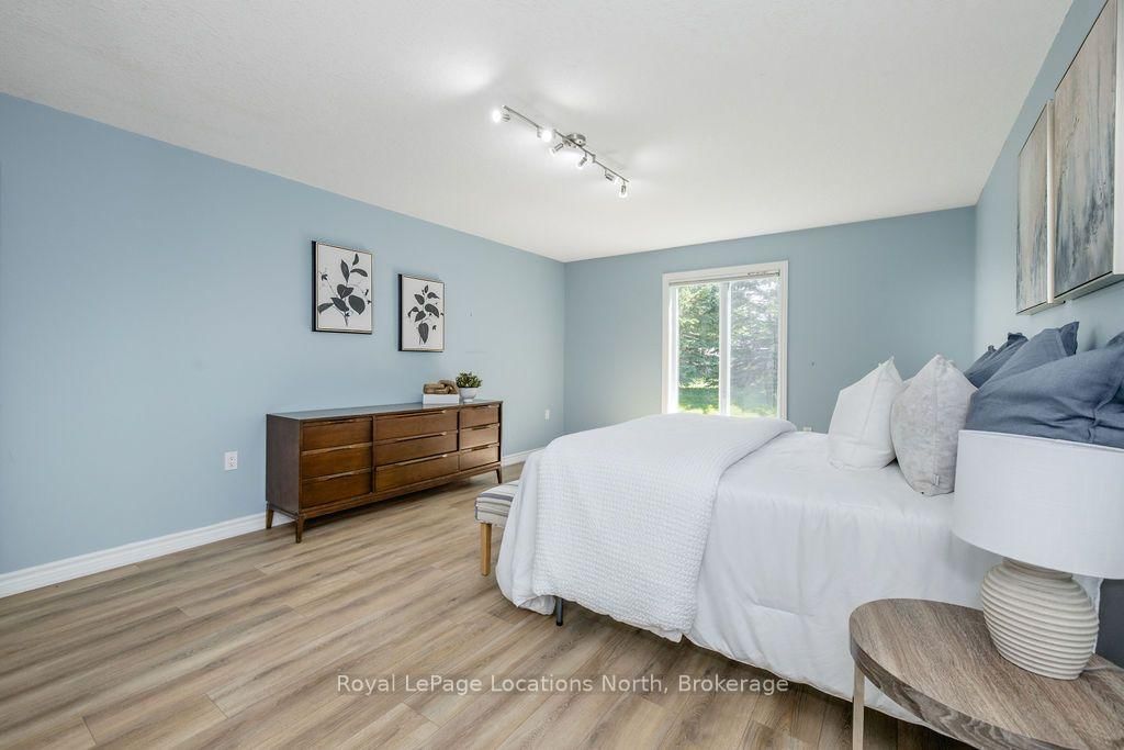 77 Pennsylvania Avenue • Wasaga Beach, ON photo 17
