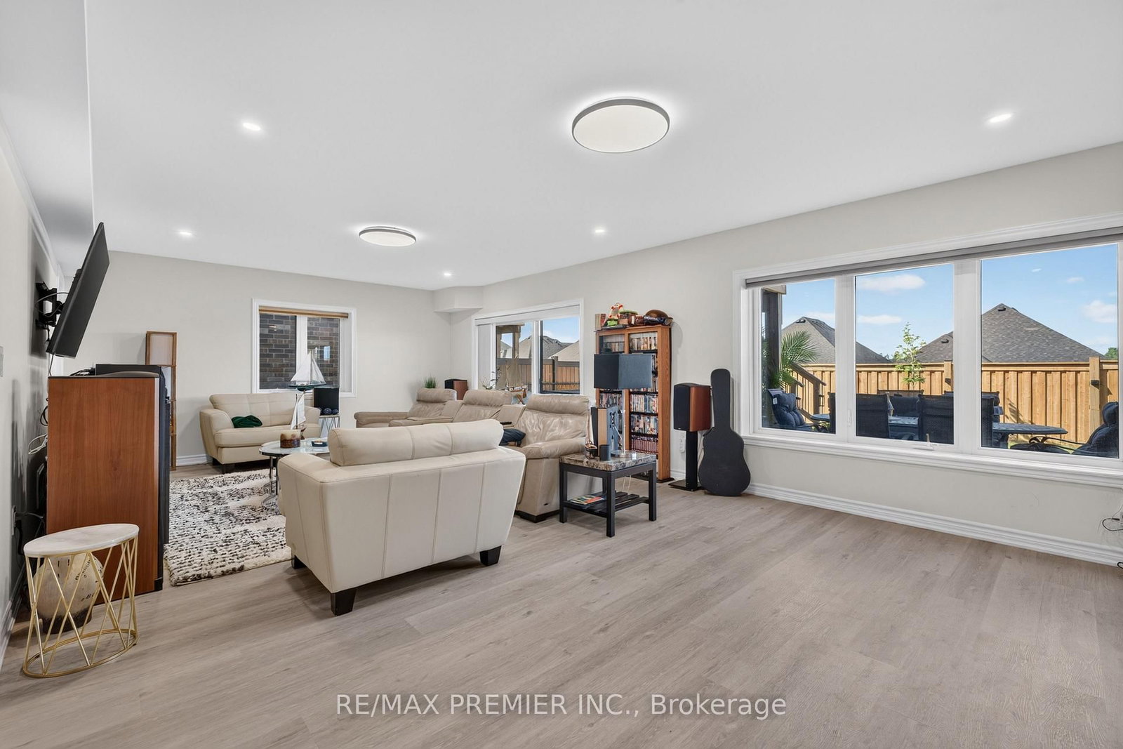 3020 Sierra Drive - Photo 39
