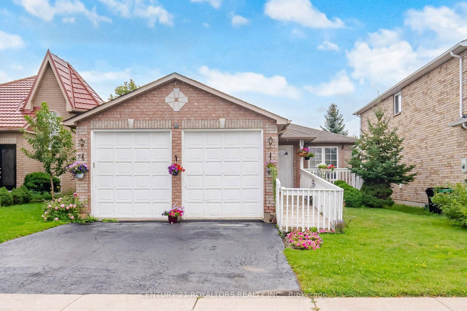 41 Irene Drive SE • Barrie, ON photo 1