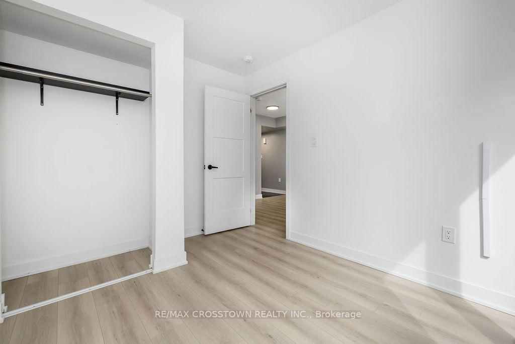 14 Pumpkin Corner Crescent • #1 • Barrie, ON photo 16