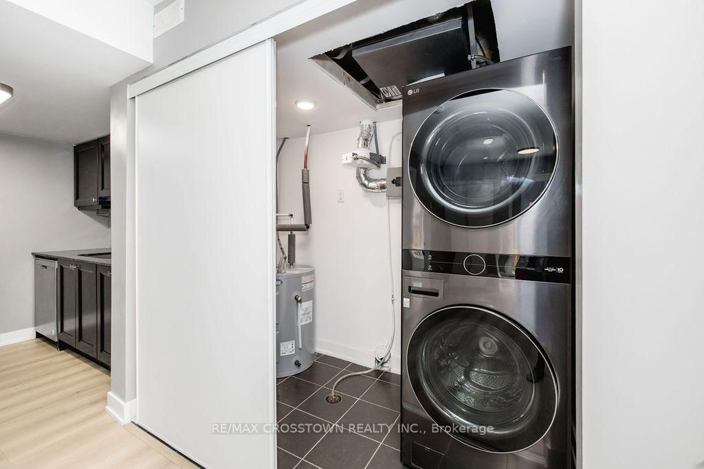 14 Pumpkin Corner Crescent • #1 • Barrie, ON photo 19