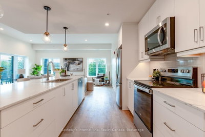 121 Mary St Street • #311 • Clearview, ON photo 6