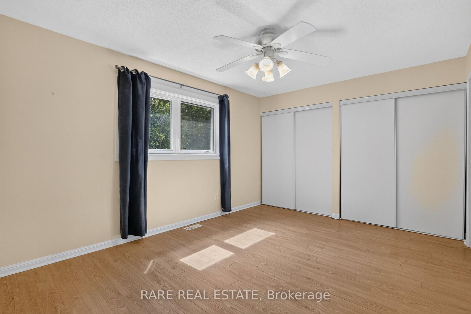 102 Hawthorne Crescent • Barrie, ON photo 14