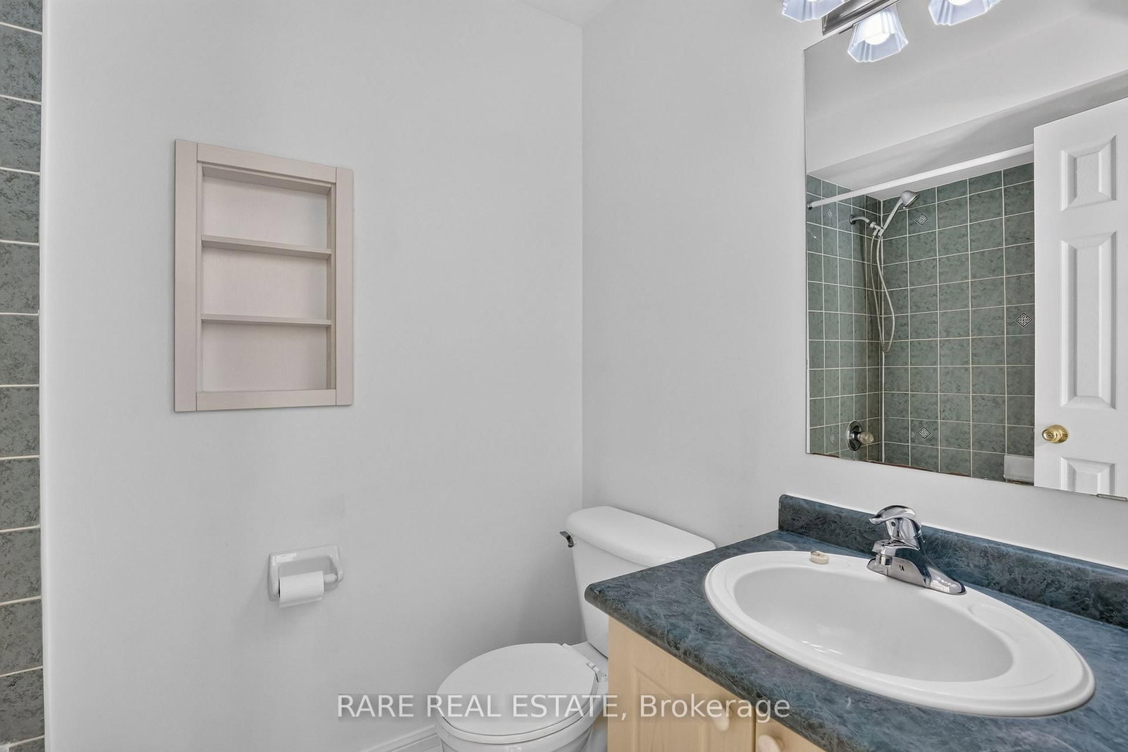 102 Hawthorne Crescent • Barrie, ON photo 15