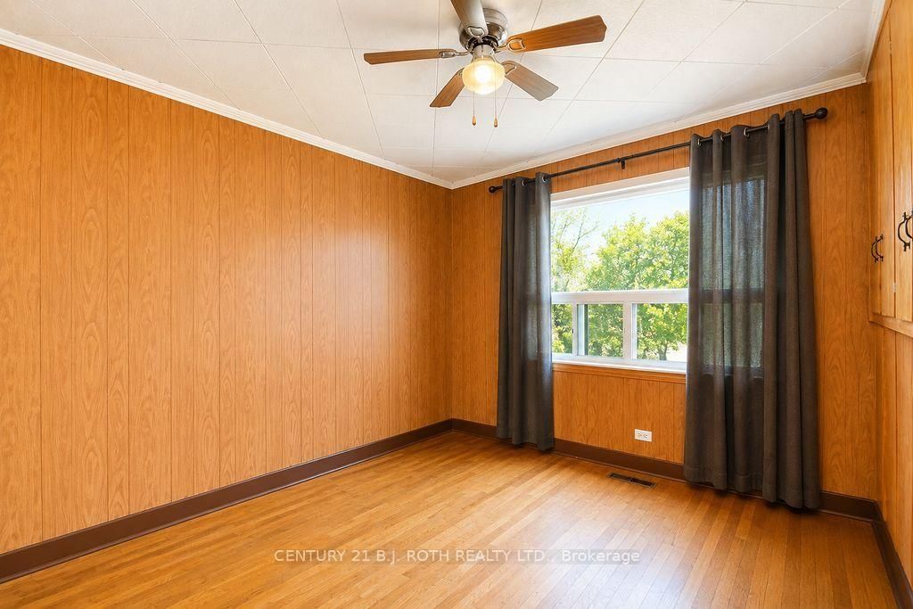 186 OXFORD Street • Orillia, ON photo 18
