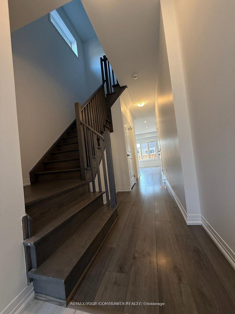 141 Turnberry Lane