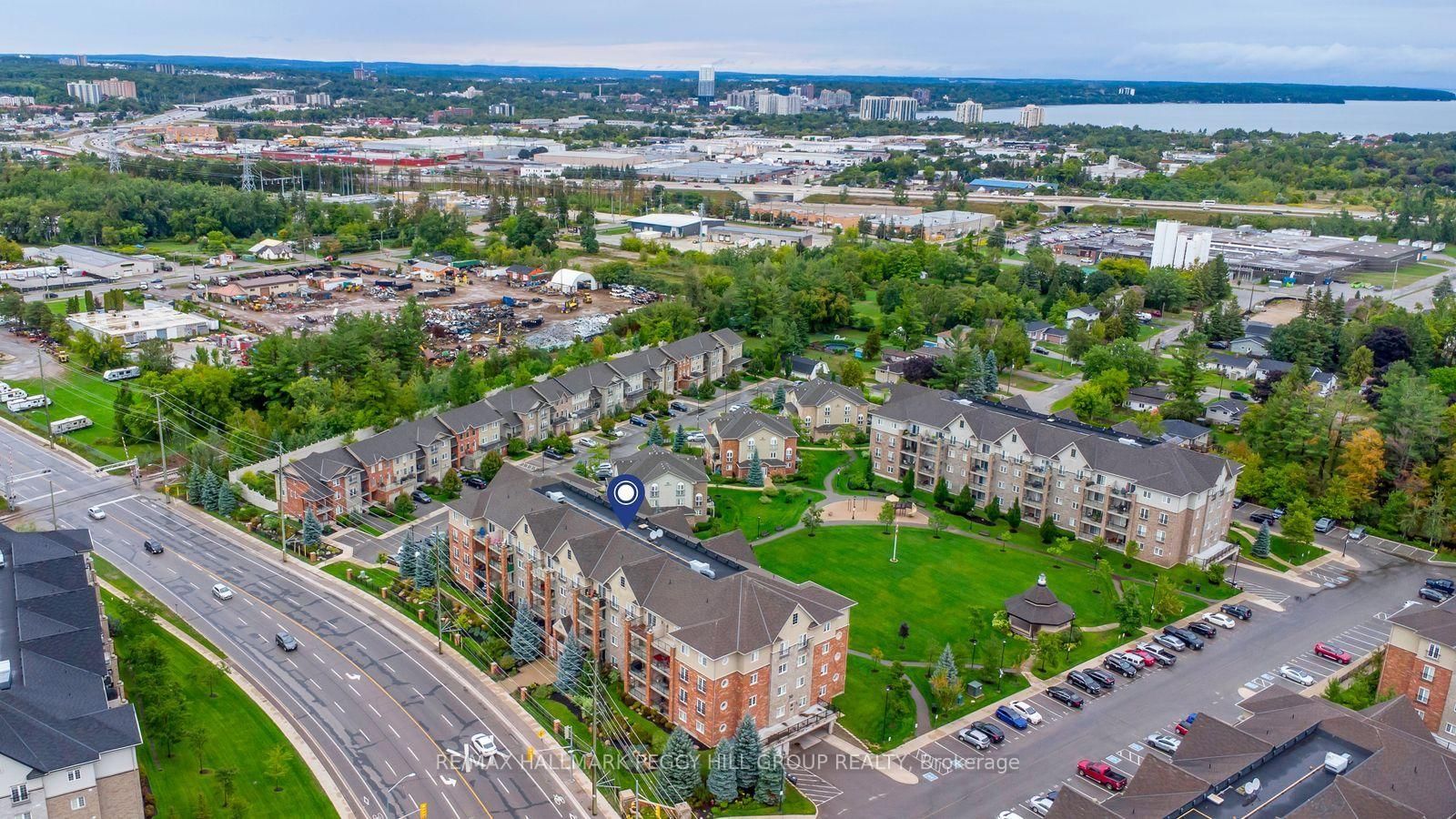 39 Ferndale Drive S • #112 • Barrie, ON photo 13