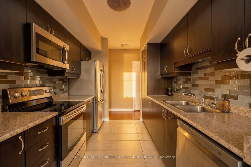 112 - 39 Ferndale Drive S