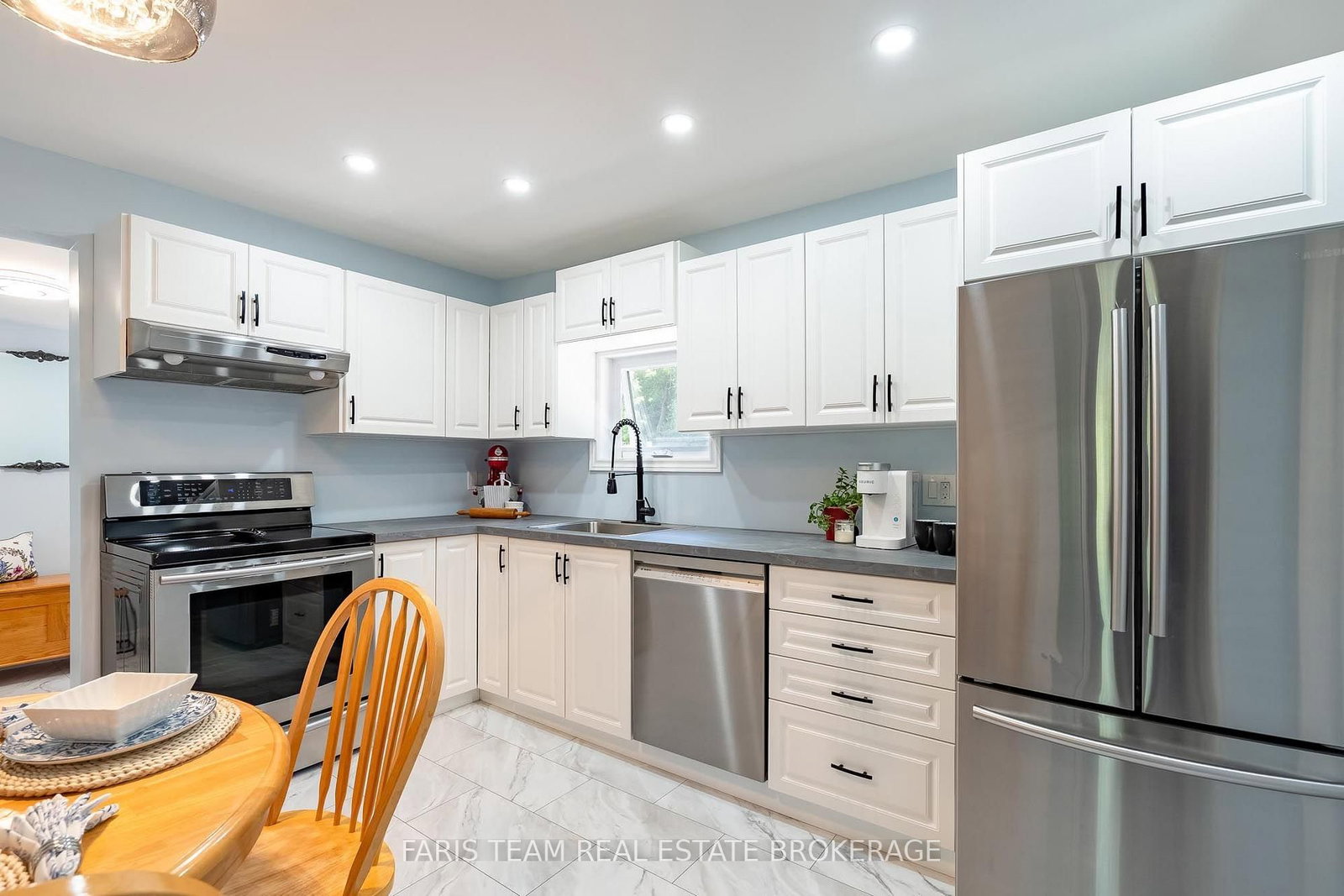 775 Ontario Street • Midland, ON photo 8