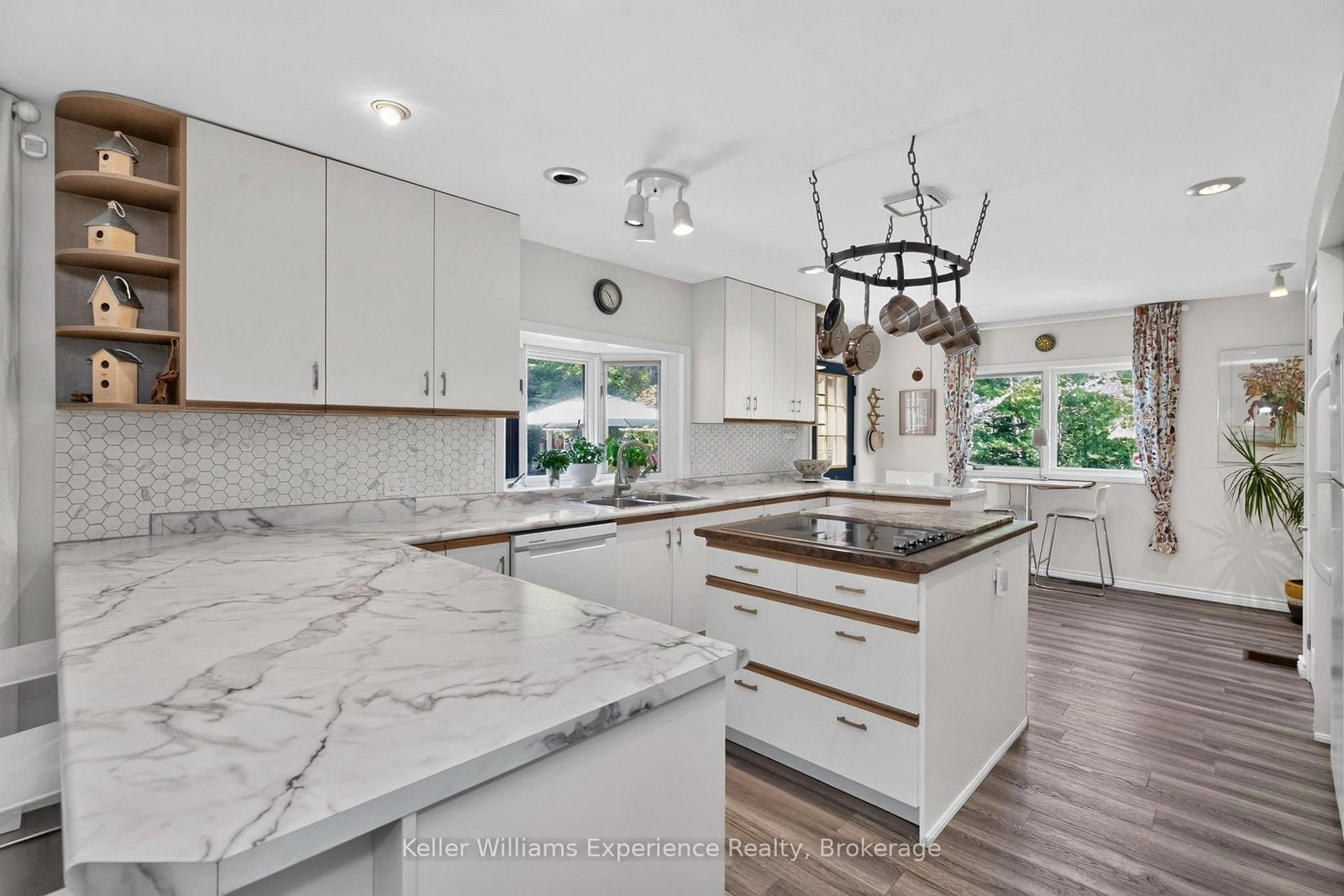 122 Poyntz Street • Penetanguishene, ON photo 15