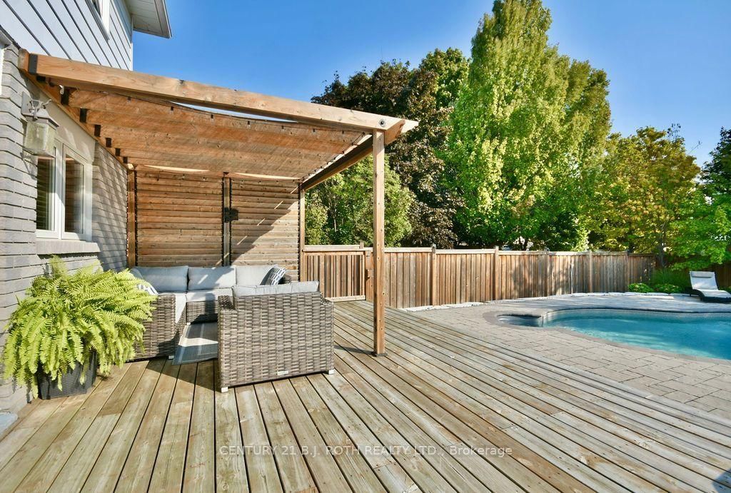 13 Clover Avenue • Barrie, ON photo 42